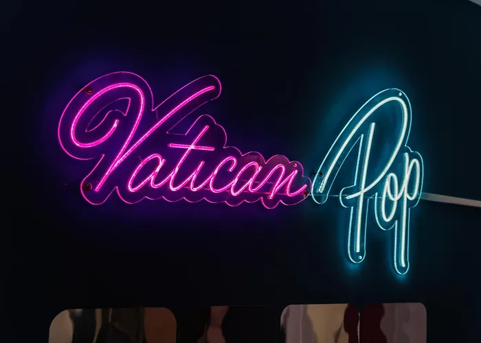 Vatican Pop Flat * Rome