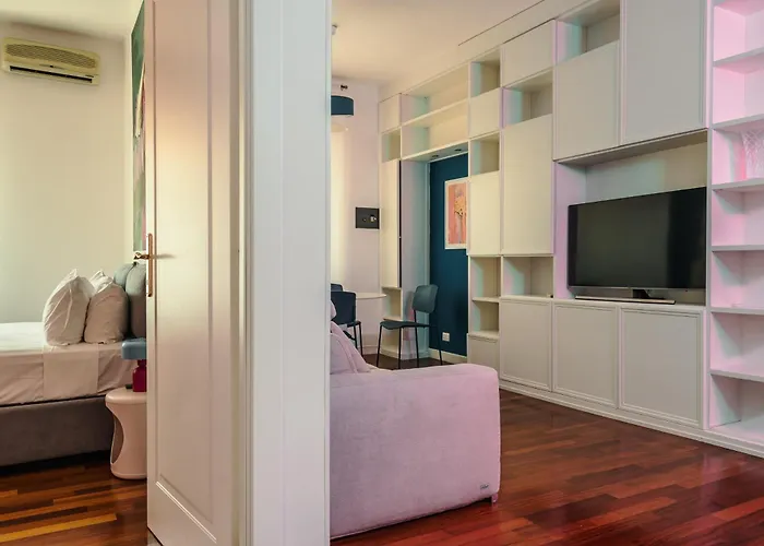 Vatican Pop Flat * Rome