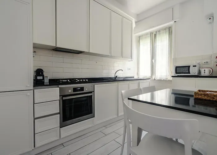 Vatican Pop Flat * Rome